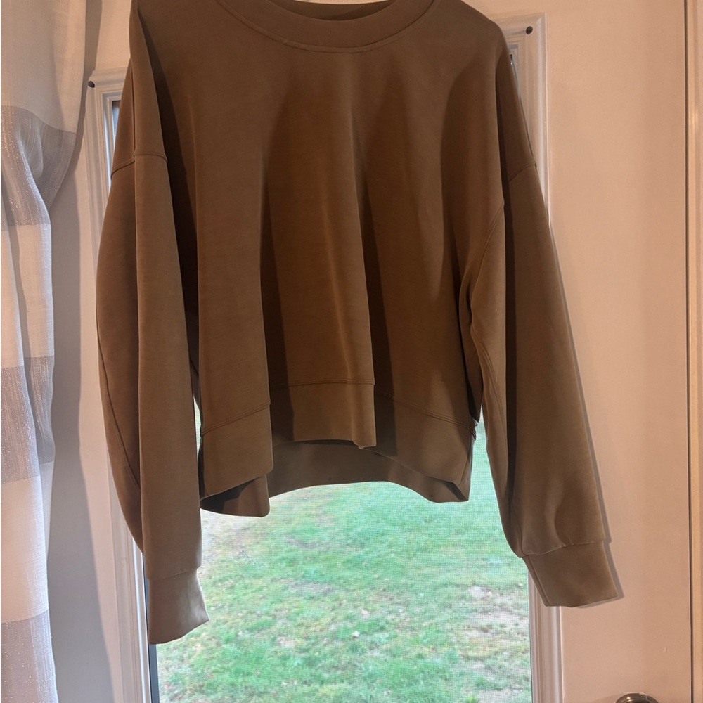 Lululemon softstreme crew neck